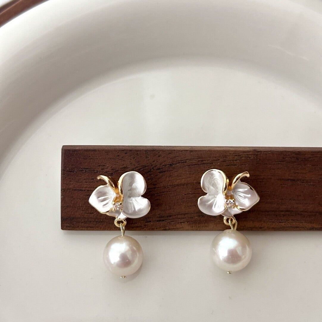 Elegant Pearl Lily Flower Earrings for Women