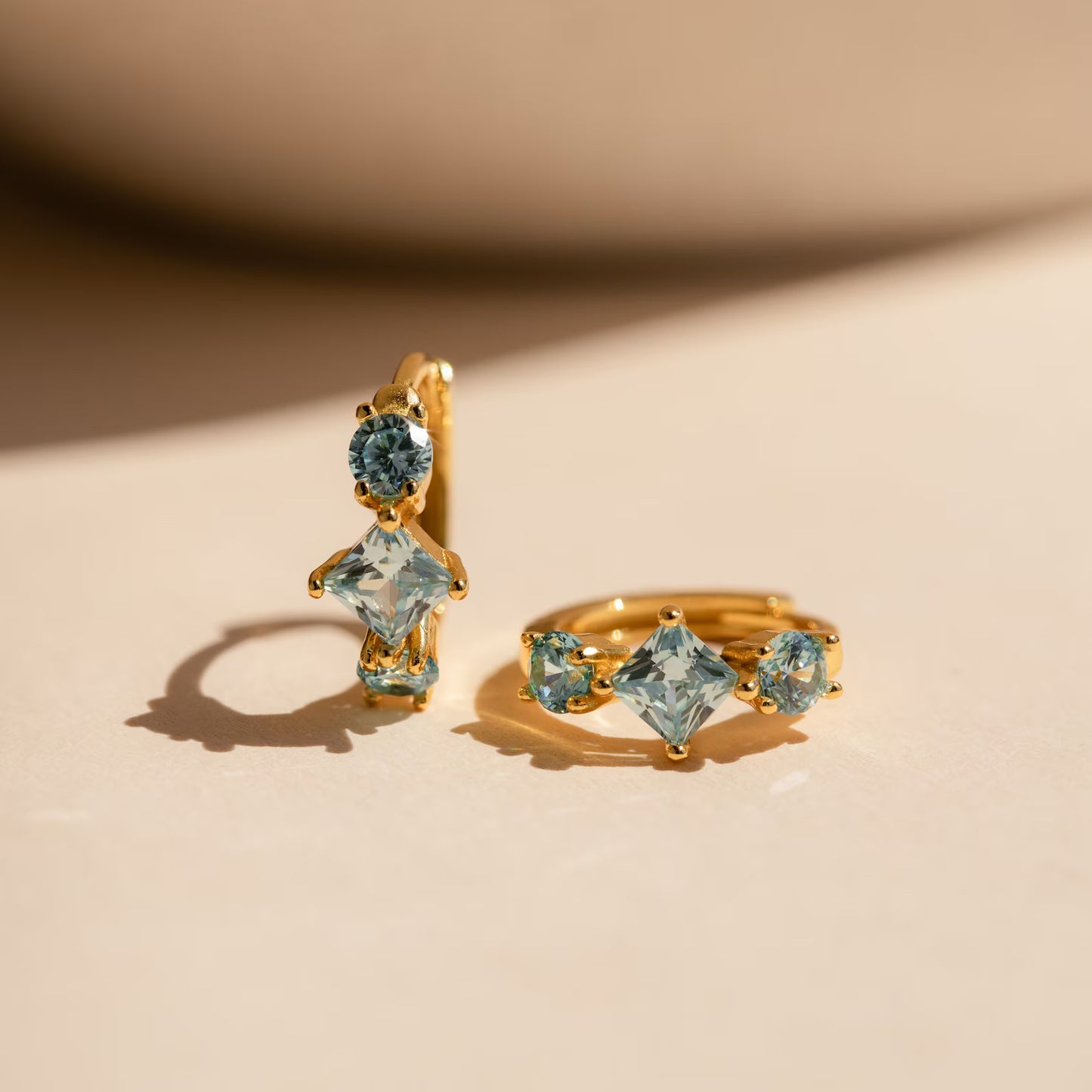 Bestselling New Arrival Starry Small Zircon Earrings, Elegant Fashion Inlaid Hoop Ear Clips for women