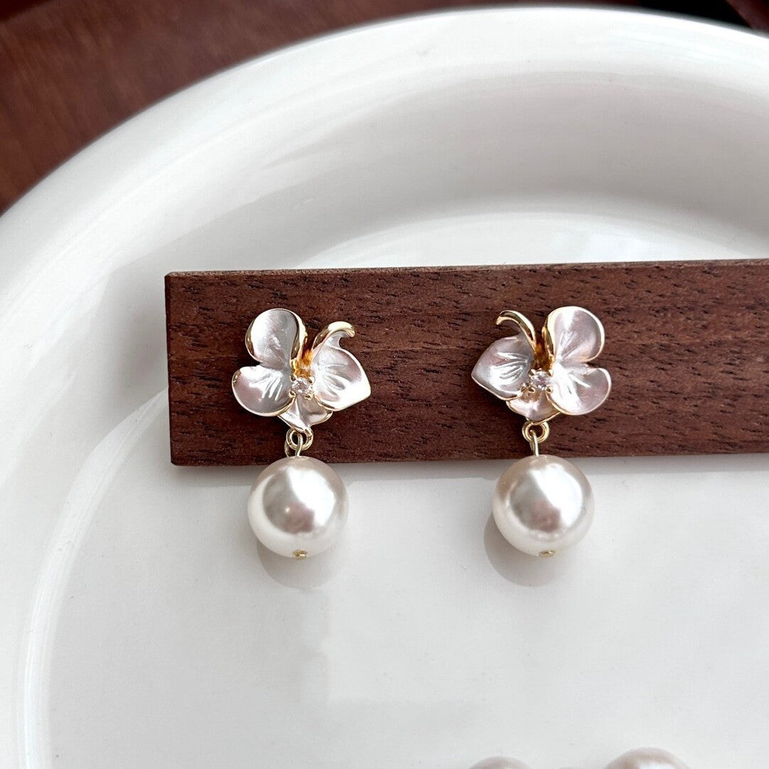 Elegant Pearl Lily Flower Earrings for Women