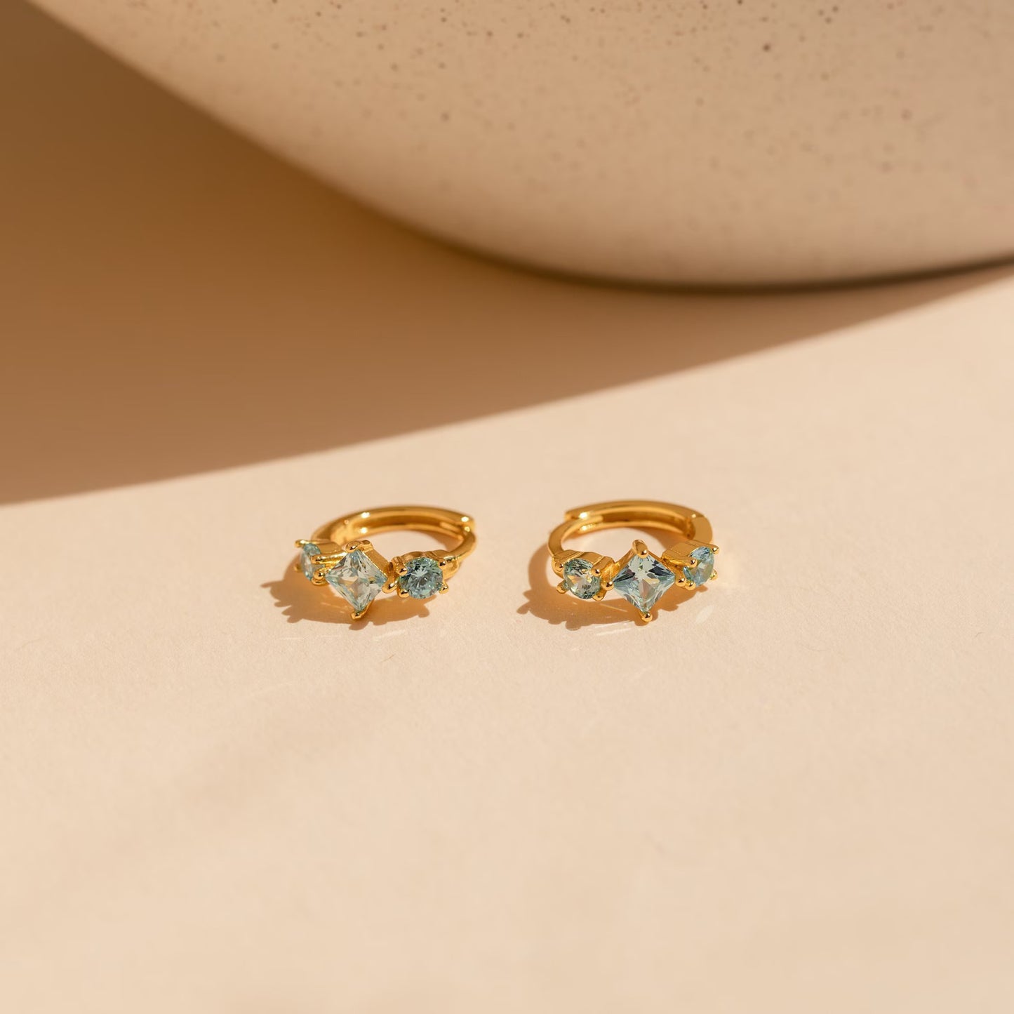 Bestselling New Arrival Starry Small Zircon Earrings, Elegant Fashion Inlaid Hoop Ear Clips for women
