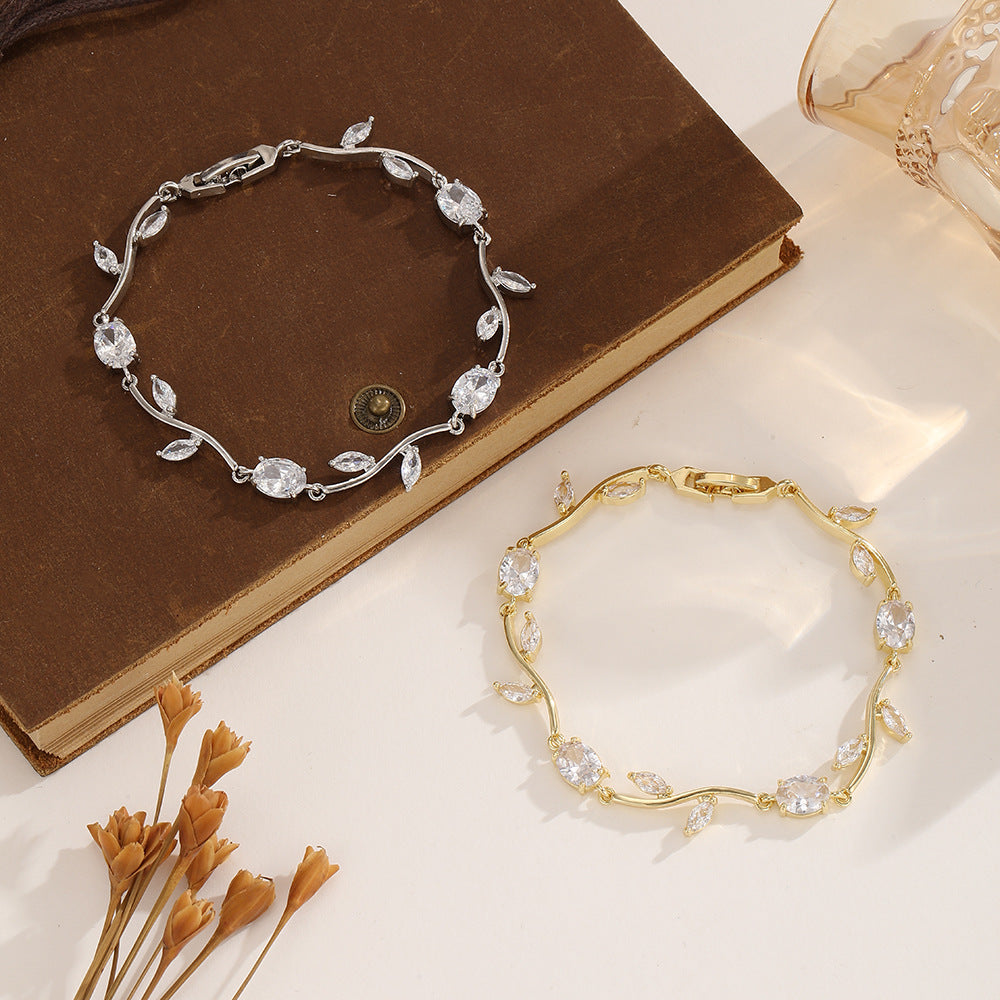 Luxury Gold Leaf Bracelet with Zircon – Elegant Women’s Jewelry Gift